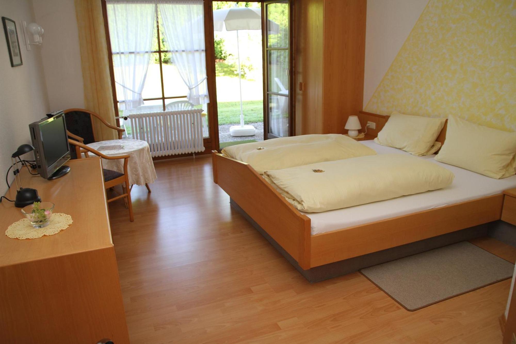 Uebernachtungsmoeglichkeit In Maierhoefen Grunenbach 客房 照片